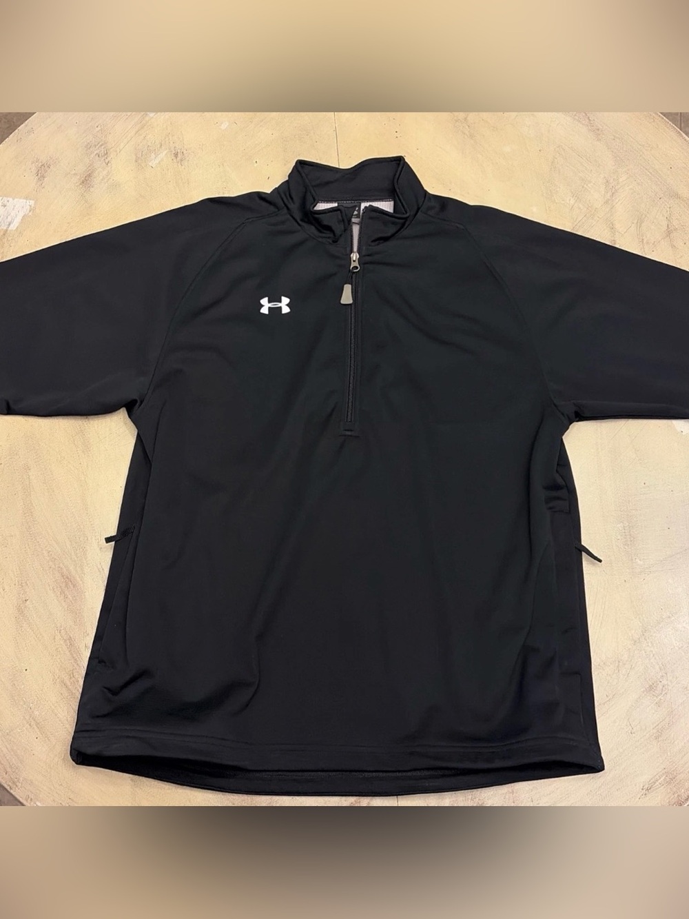Mens Under Armour Short Sleeve lined jacket black with pockets quarter zip Sz M